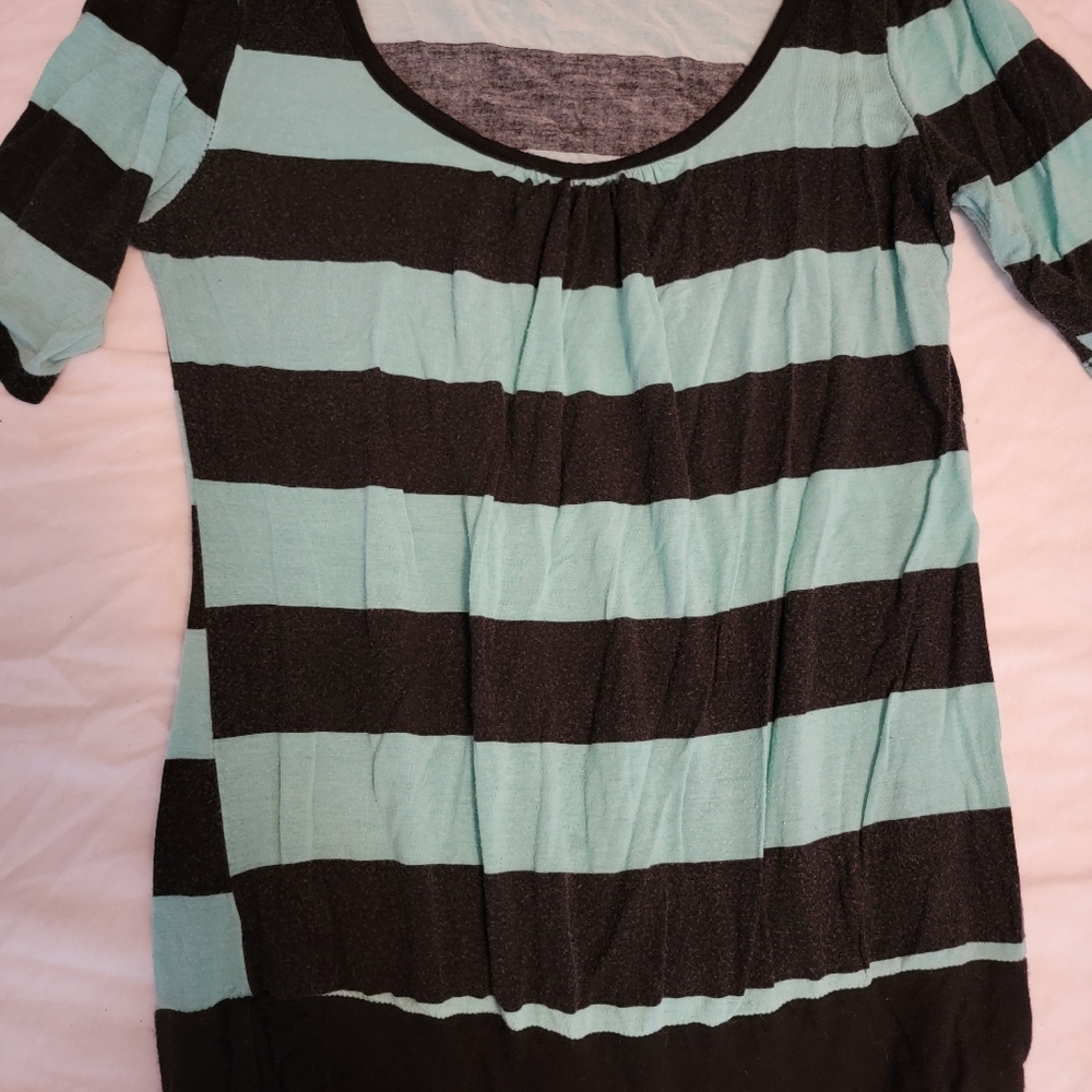 Rue 21 short sleeve blue striped shirt size large